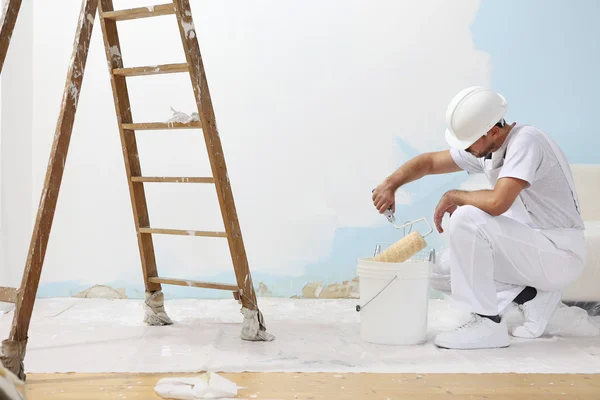 Painting and Decorating Services Cheltenham